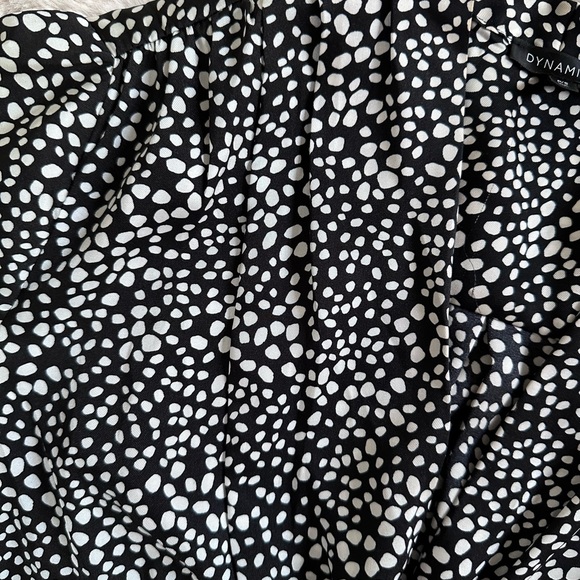 Dynamite Bodysuit Blouse - Picture 2 of 3